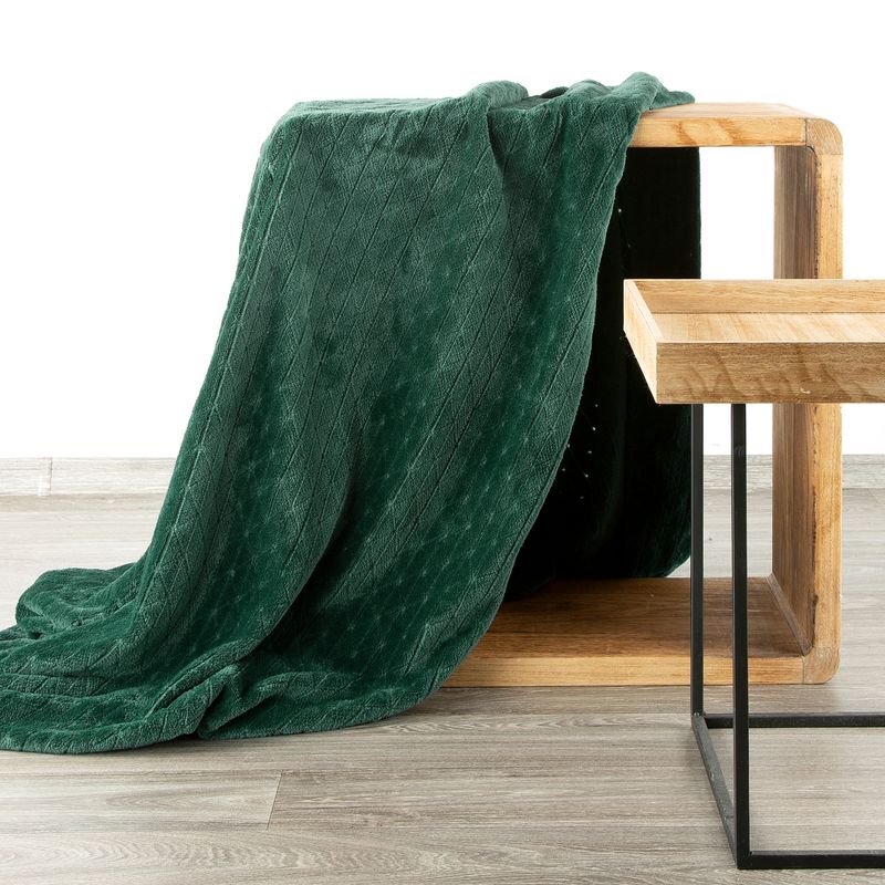 Jednofarebná deka - Cindy 4 zelená š. 70 x d. 160 cm